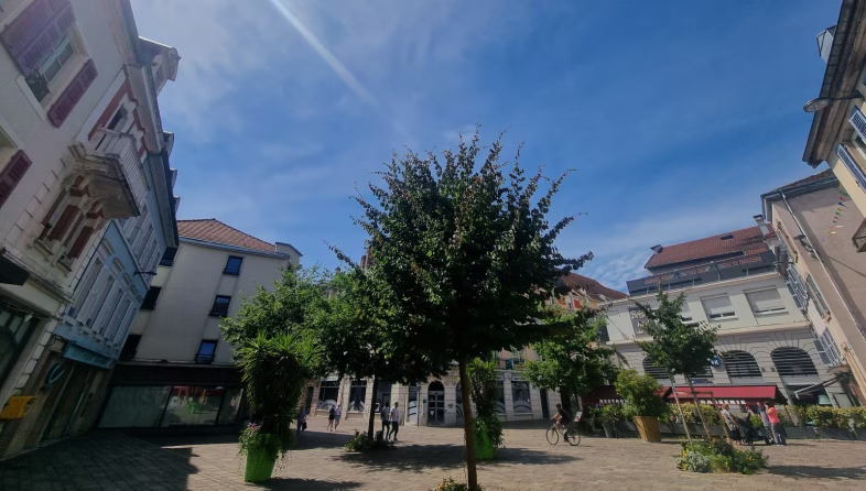 image scène place albert-thomas